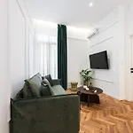 Lithos Boutique Residences *