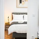 Lithos Boutique Residences *