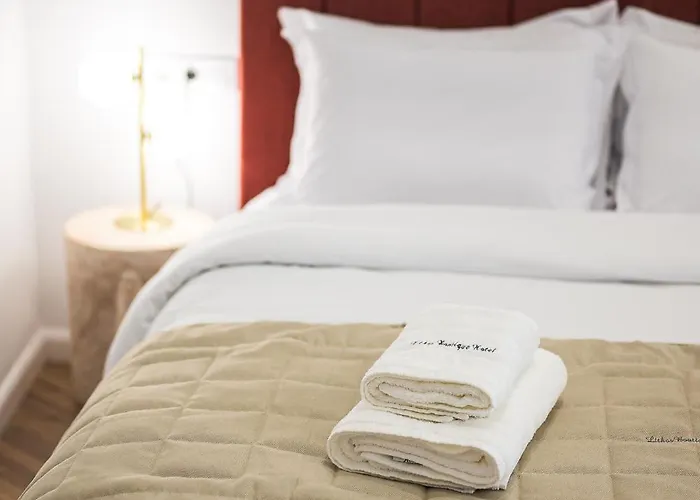 Apartment Lithos Boutique Residences