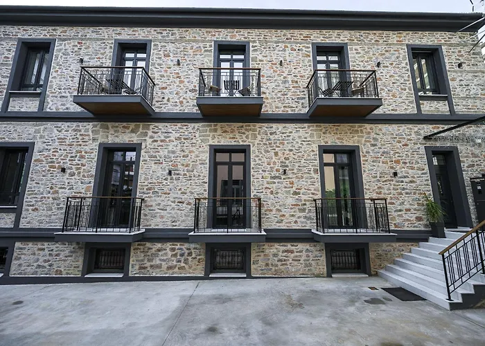 Lithos Boutique Residences Volos